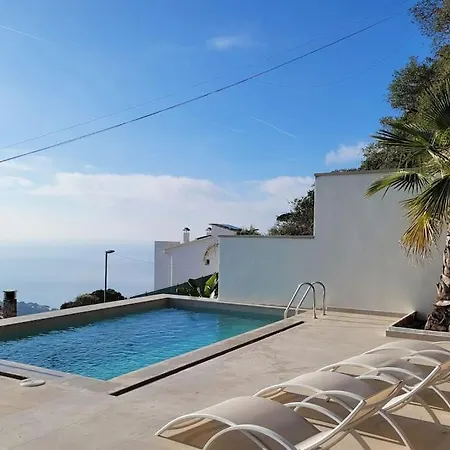 فيلة Le Paradis يوريت دي مار